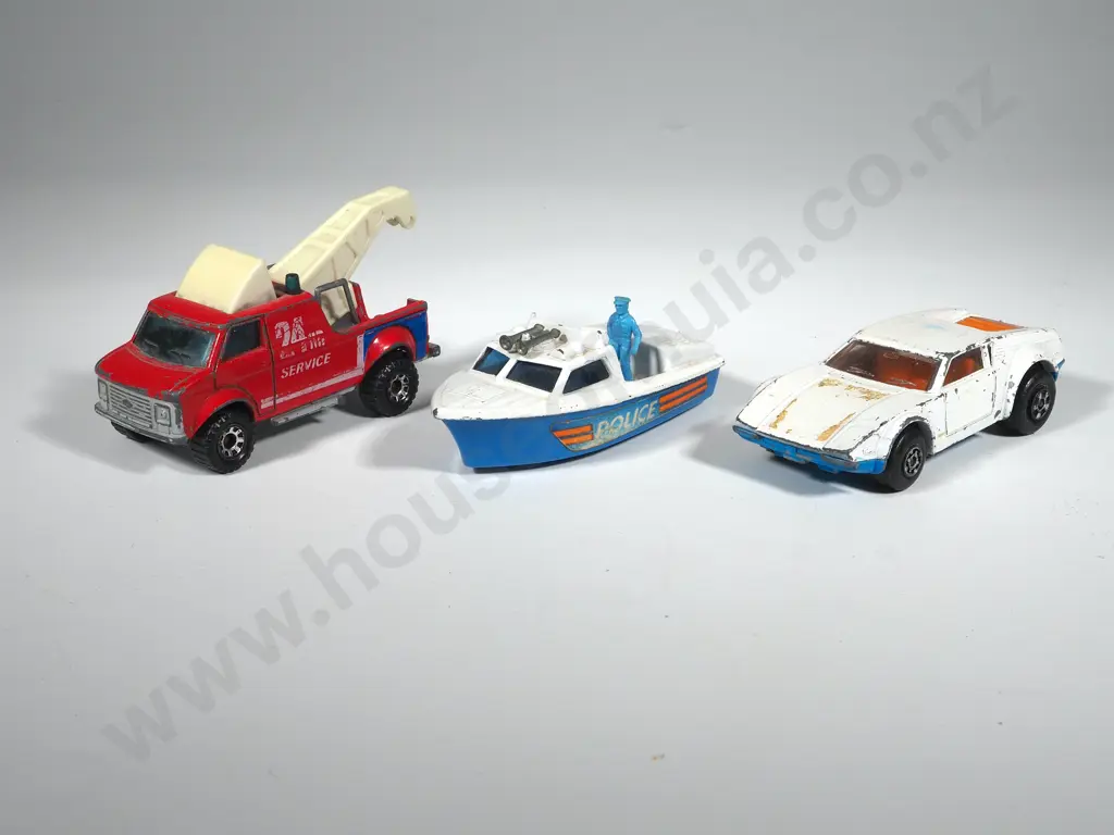 Three Matchbox Toys - Superfast No. 52 / Superfast No. 8 / Breakdown Van Image 1++