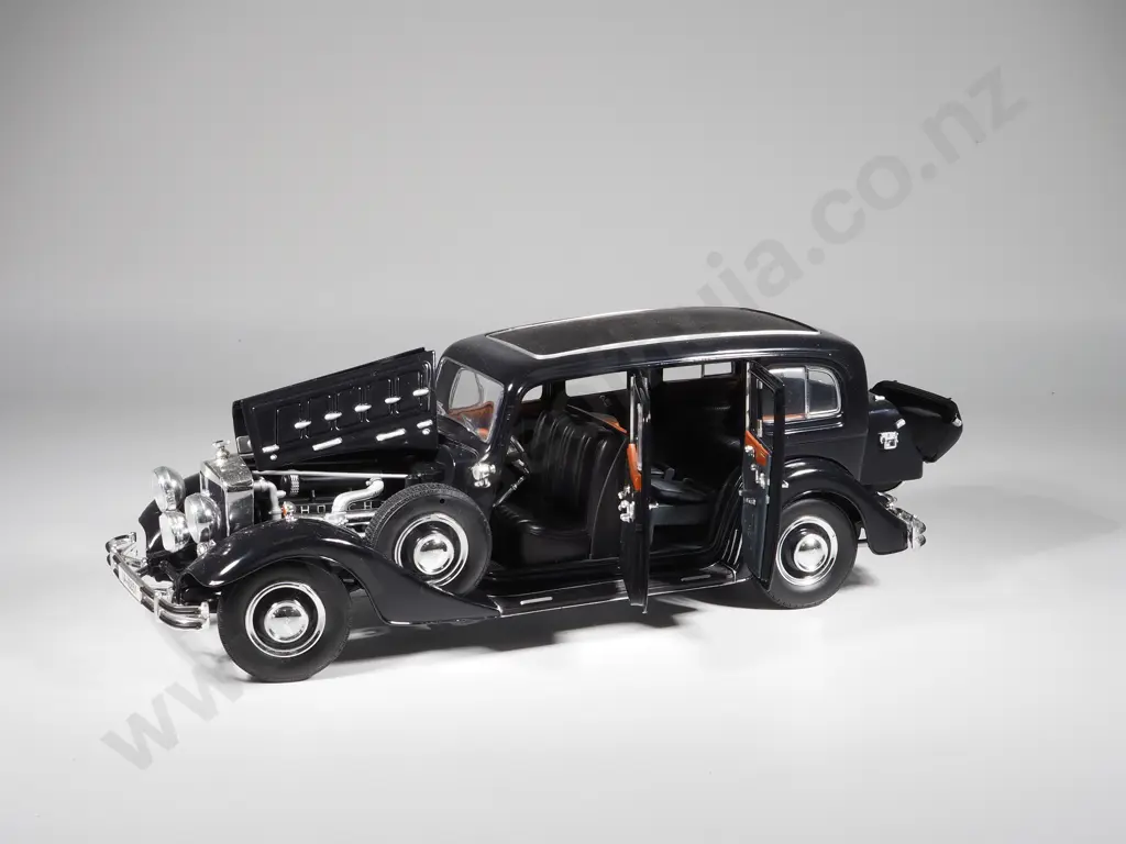 Ricko Model Car 1:18 Horch 851 Pullman Image 1++