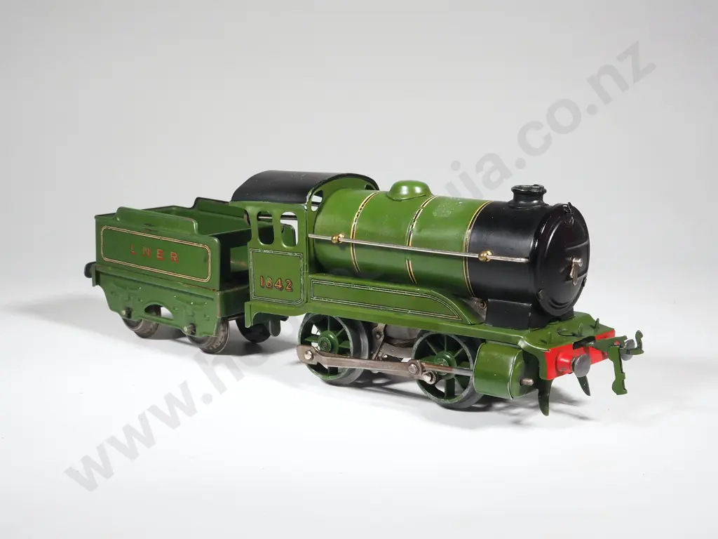 Vintage Hornby LNER 1842 Railway Locomotive & Tender 0 Gauge Image 1++