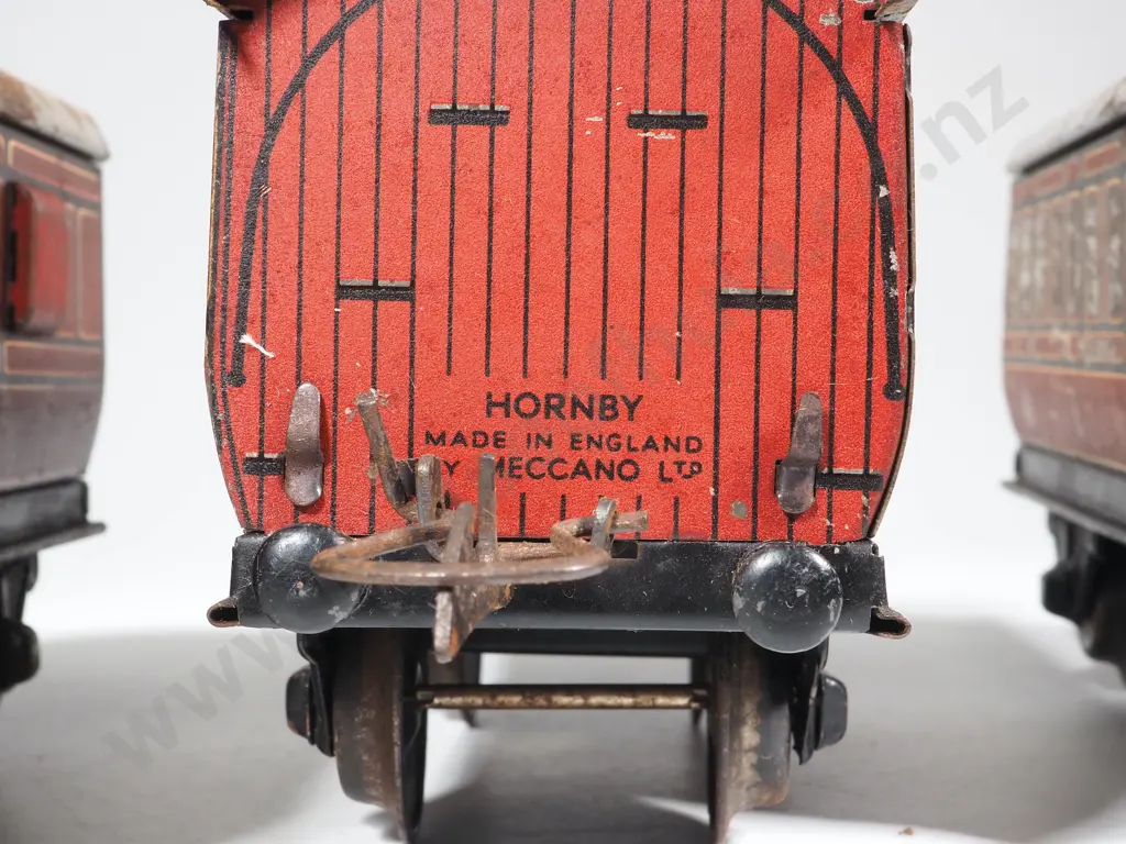 Three Vintage Hornby Rail Wagons 0 Gauge Image 1++