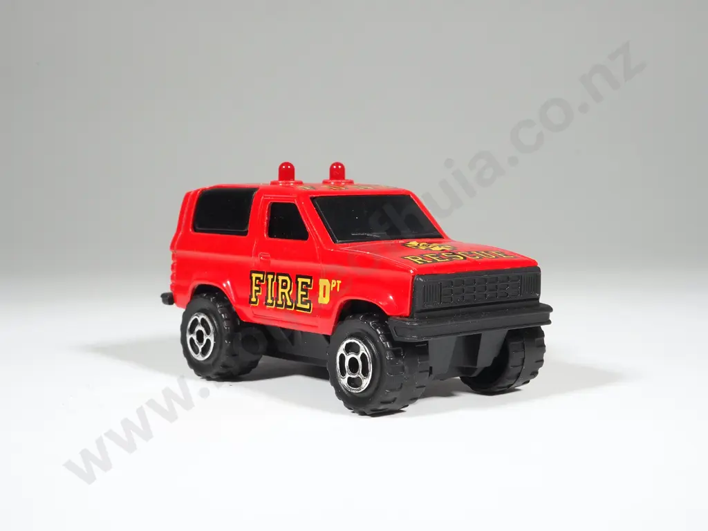 Majorette Sonic Flashers FDNY Fire Rescue Overland Vehicle Image 1++