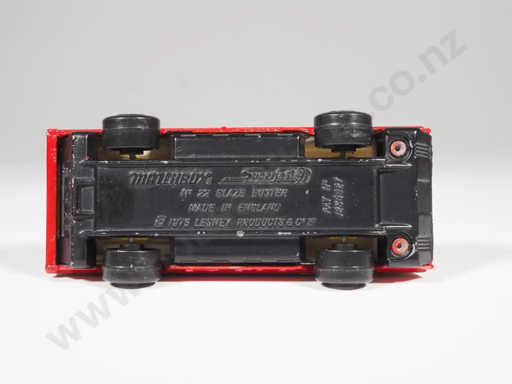 Lesney Matchbox Superfast No 22 Blaze Buster Fire Engine w Ladder 1975 Image 1++