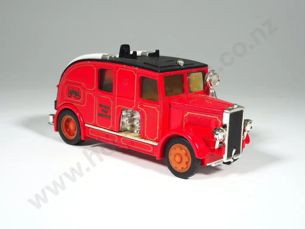 Vintage Matchbox Models of Yesteryear Y9 1989 - 1936 Leyland Cub  Miniature Fire Truck Image 1++