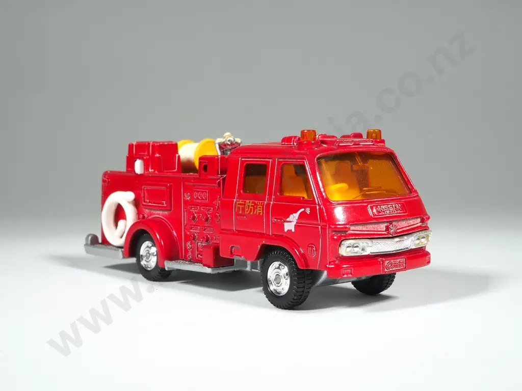 Tomica Dandy No 5 Nissan Diesel Condar Chemical Fire Engine 1/58 Image 1++
