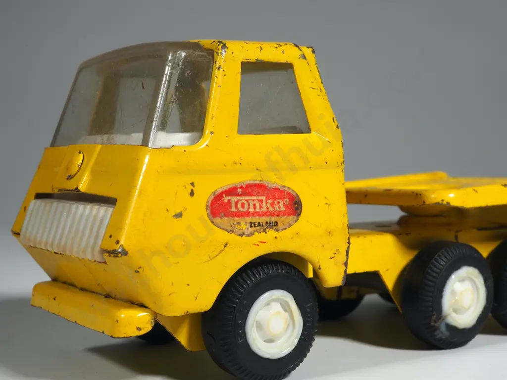 Vintage Tonka New Zealand Cargo Carrier Image 1++