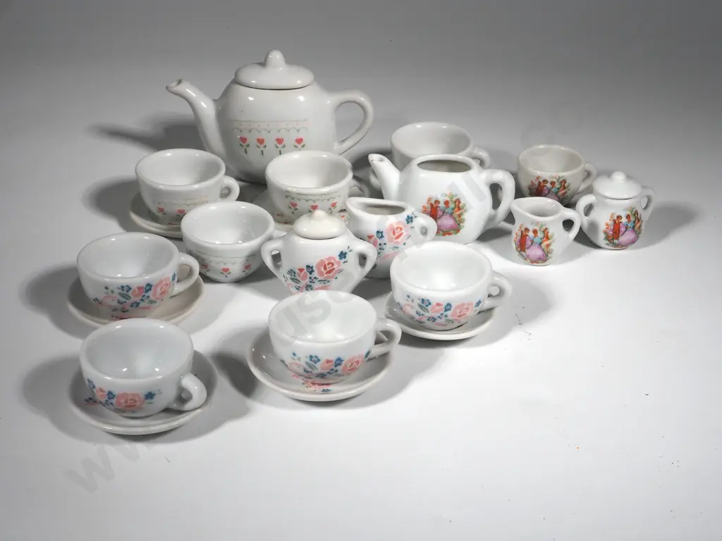 Vintage Dolls Tea Set Image 1++