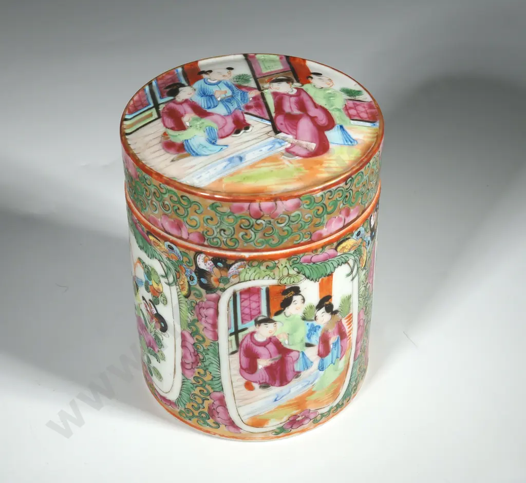 19th Century Chinese Famille Rose Lidded Cannister.Hgt 100mm x Dia. 75mm Image 1++