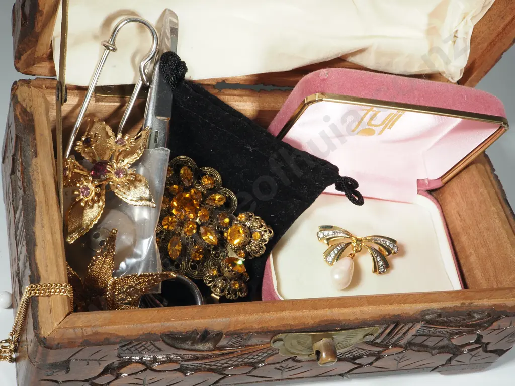 Carved Wooden Box of Costume Jewellery Image 1++