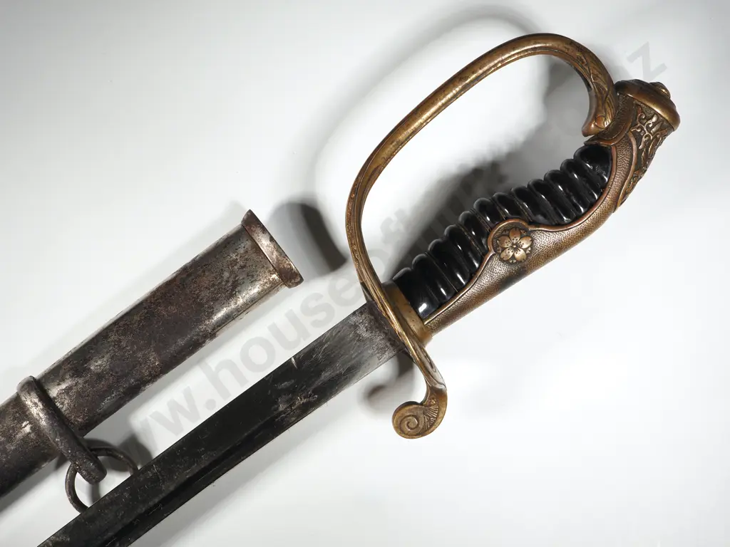 WW2 Army Officer's Sword w Scabbard: Long Varient Image 1++