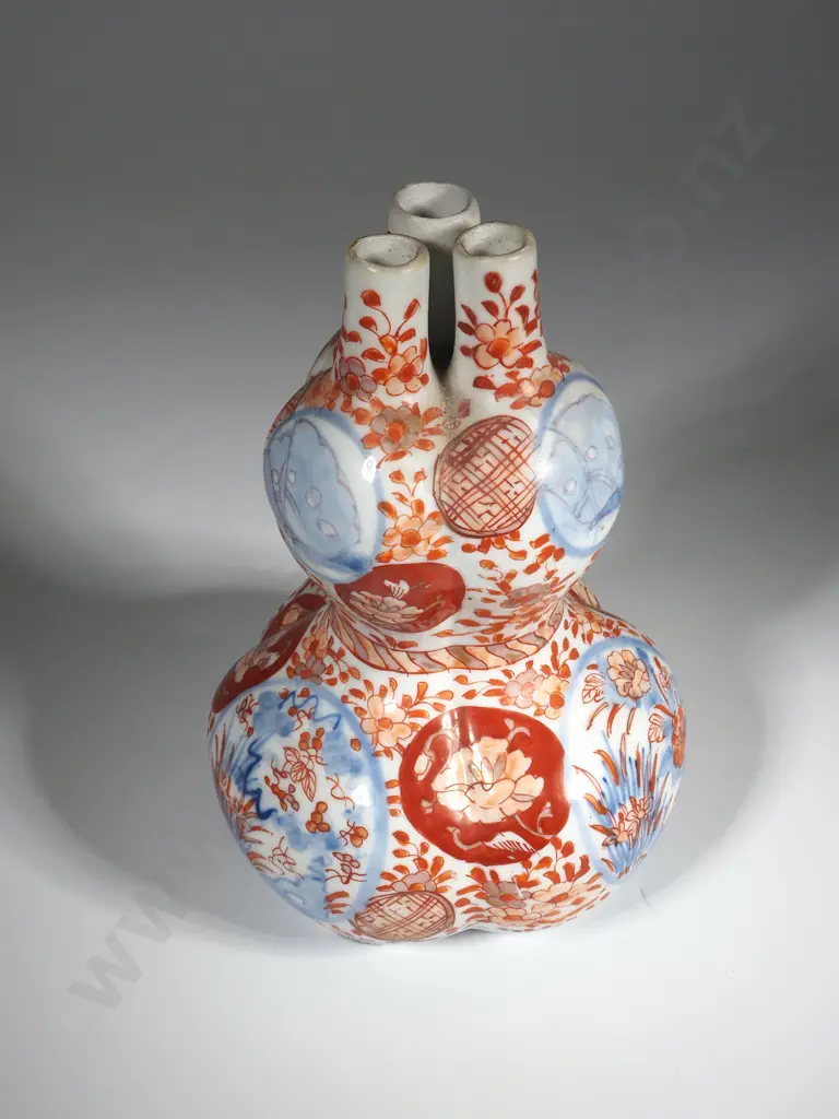 Imari Triple Gourd Vase. Meiji Period. Intricate Floral & Geometric Patterns  Image 1++