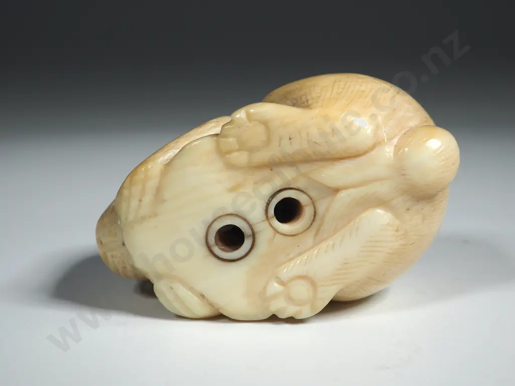 Japanese  Netsuke Hare. Signed Under Foot. Image 1++