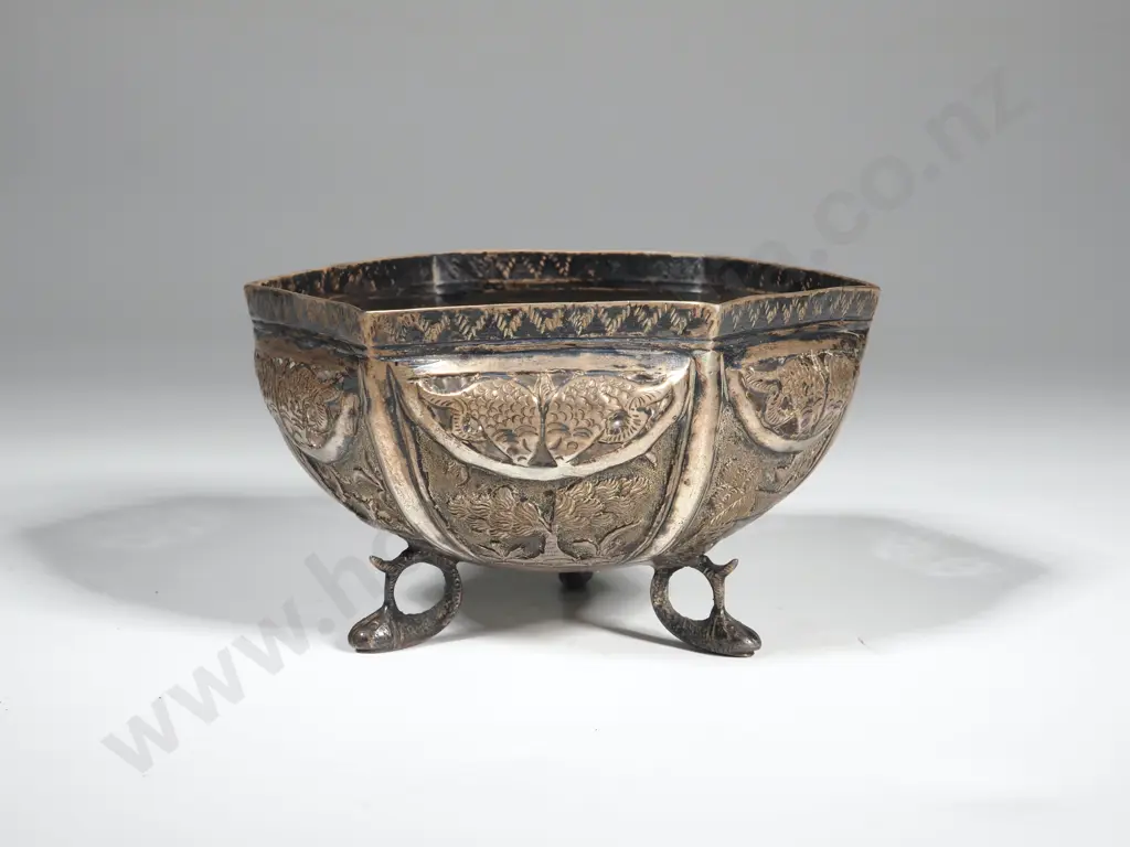 Pierced Sterling Silver Bowl Featuring Fish, Foxes & Foliage On Three Feet Modelled As Fish  Image 1++