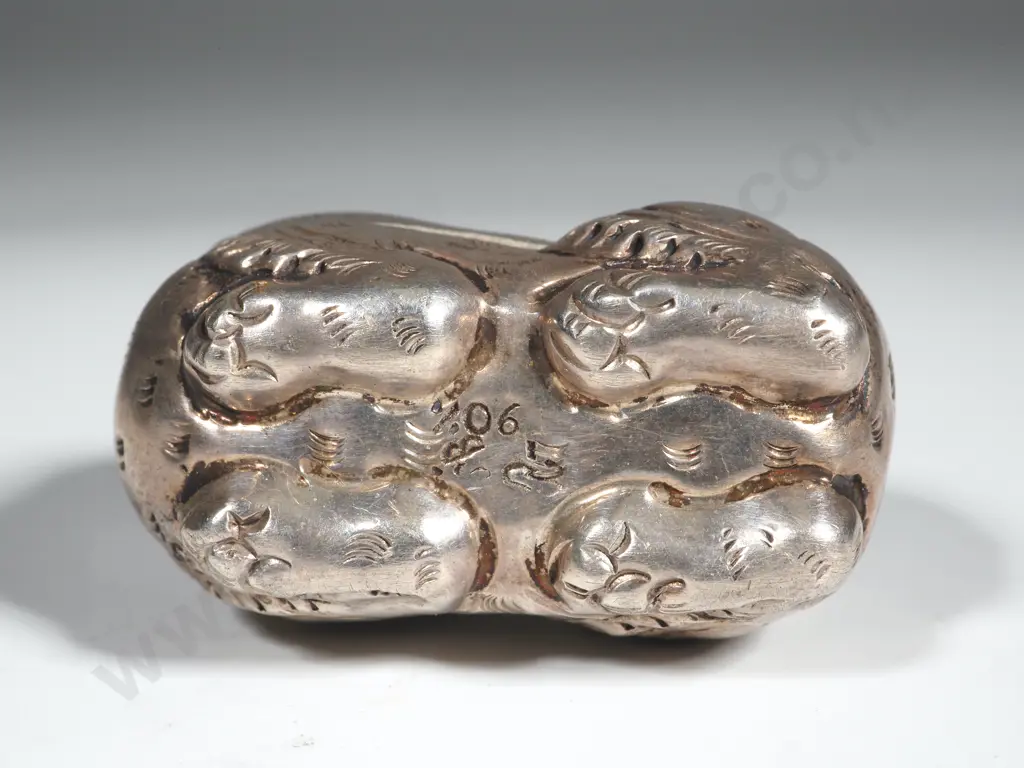 90% Silver Rabbit Container w Lid. Signed. Image 1++