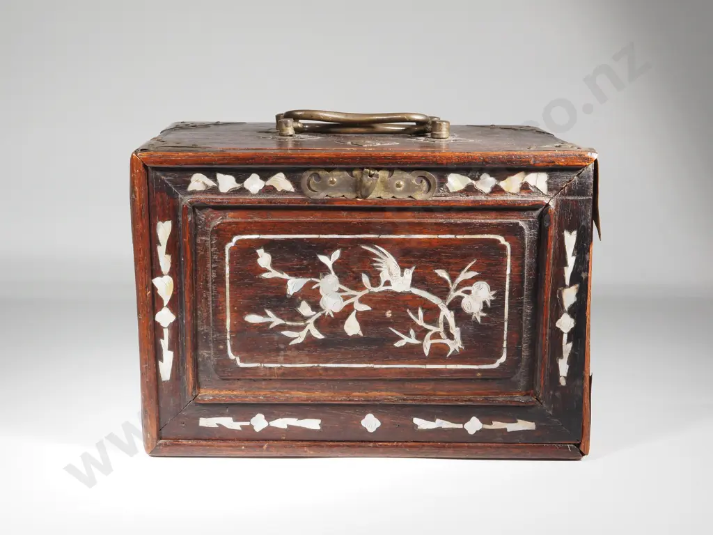 Antique Mother Bone & Bamboo Mahjong Set In Mother Of Pearl Case. Some Faults to Edge Of Case  Image 1++