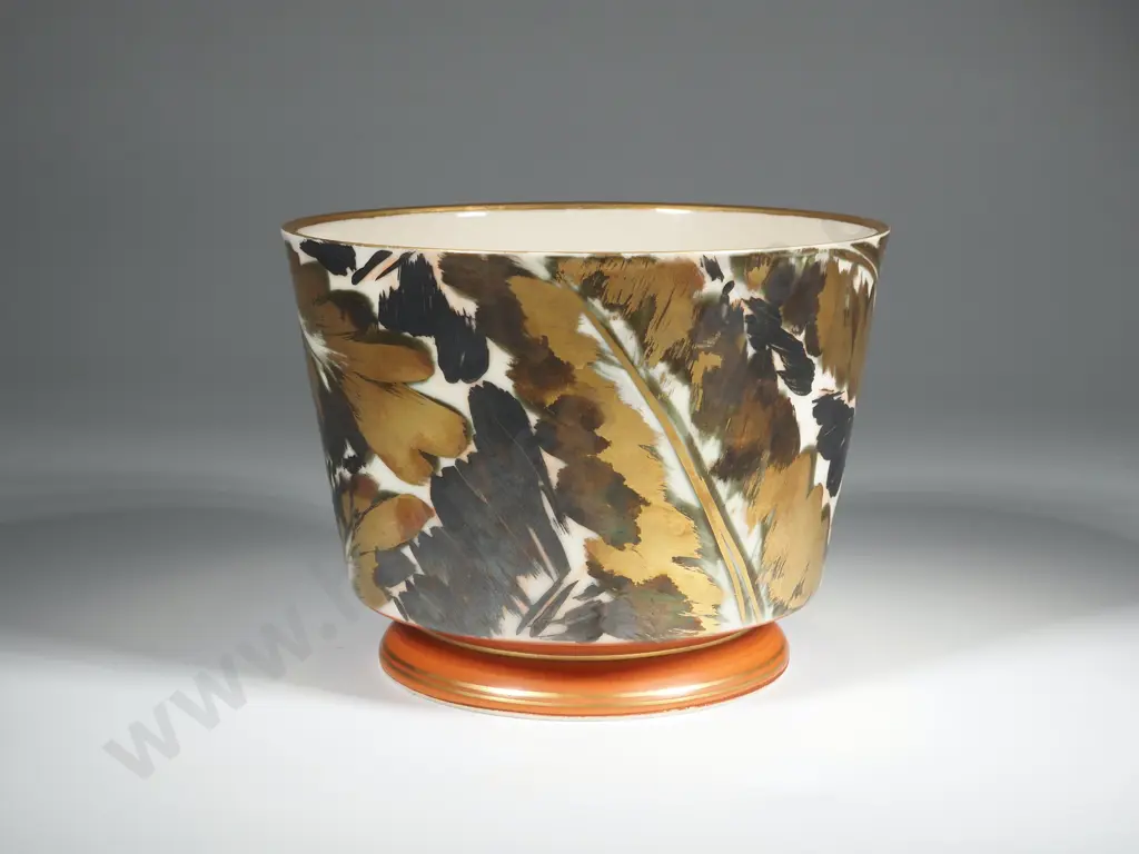 Oriental Mid Century Black & Gold Bowl Image 1++