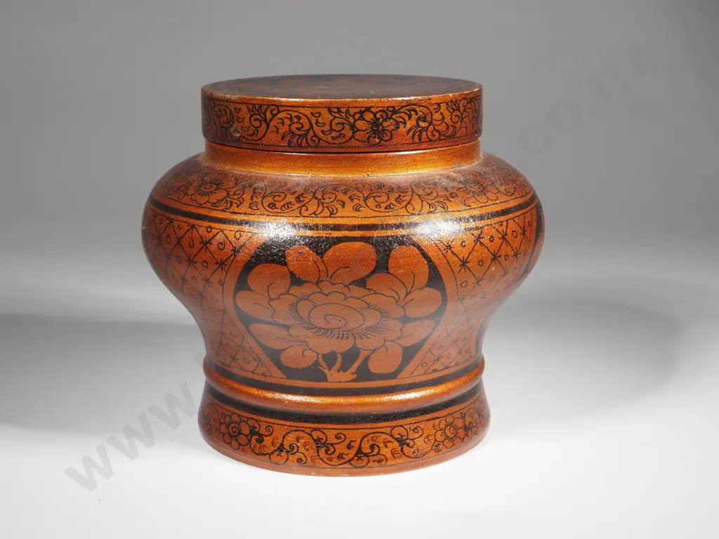 One Wooden Brown & Black Laquared Lidded Jar Image 1++