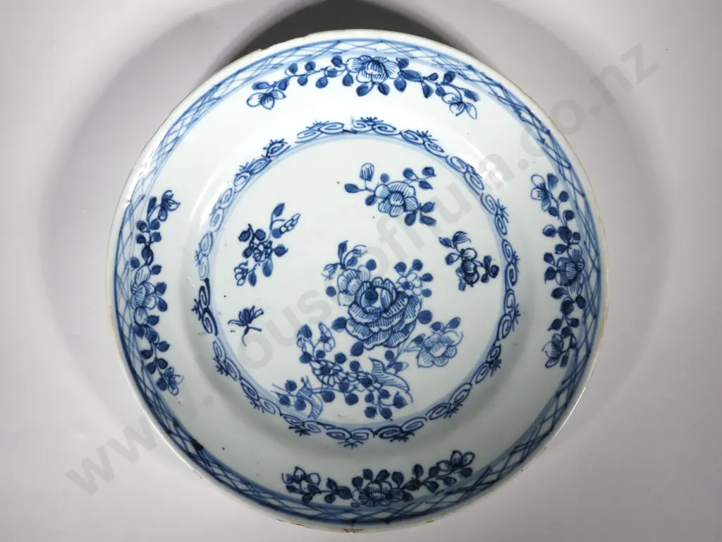 Blue & White Exportware Plate - Probably 18th Century Image 1++