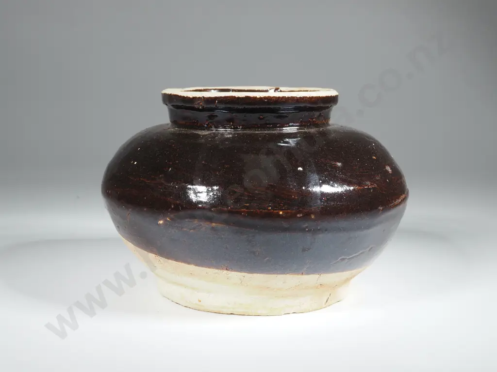 Antique Chinese Brown Glaze Jar Image 1++