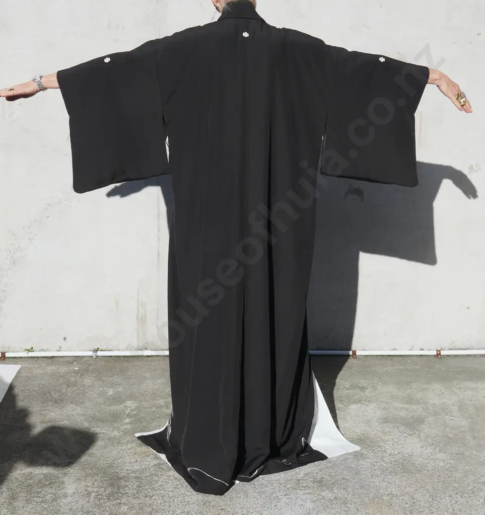 Japanese Kimono (Female) With Metallic Woven Design  Image 1++