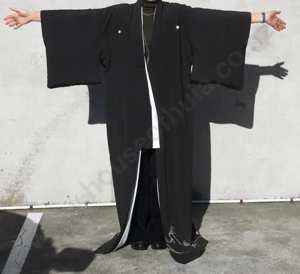 Japanese Kimono (Female) With Metallic Woven Design  Image 1++