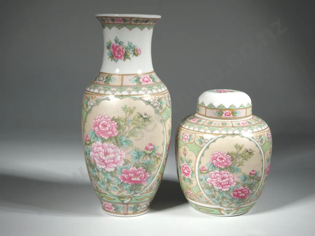 Tone Lidded Oriental Design Ginger Jar & Vase Image 1++