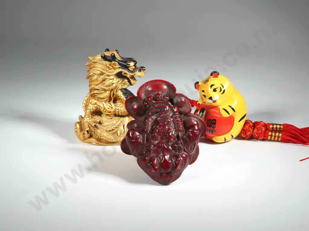 Three Asian Ornaments - Cat, Dragon & Frog Image 1++