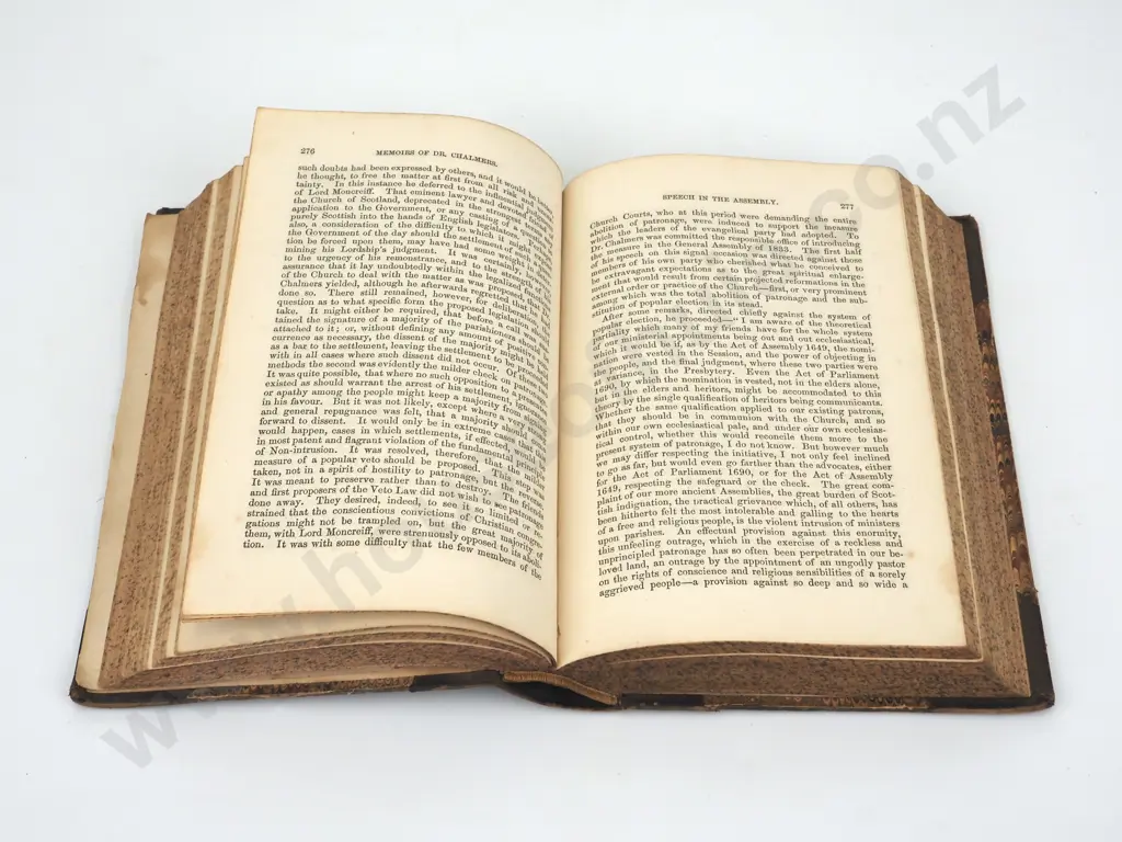 Three Vintage Volumes Image 1++
