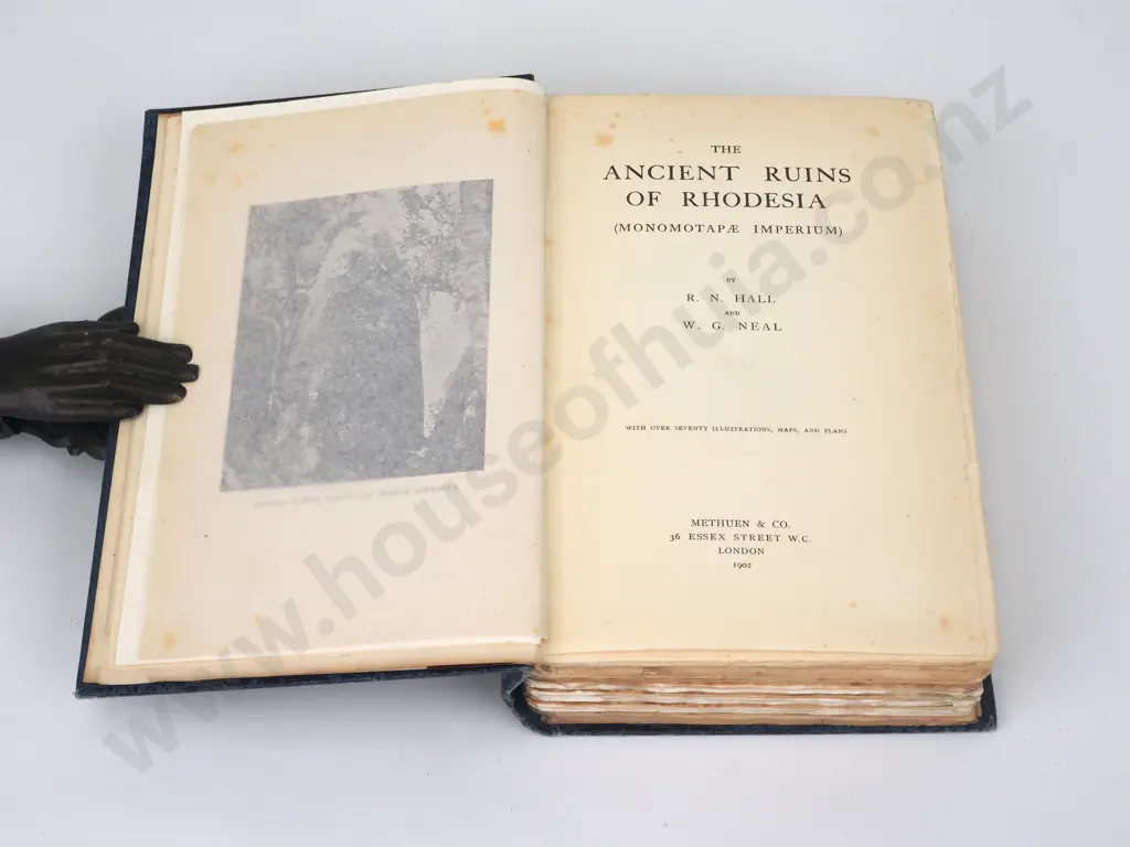 R. N. Hall & W. G. Neal, The Ancient Ruins of Rhodesia, Methuen & Co, 1902 Image 1++