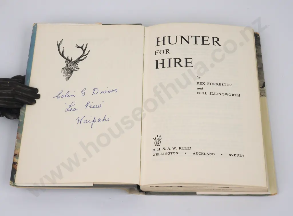 Forrester, Rex, & Neill Illingworth; Hunter for Hire Image 1++