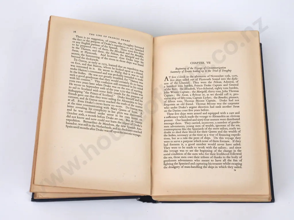 A. E. W. Mason, The Life of Sir Francis Drake, Holder & Stoughton, London 1941 Image 1++
