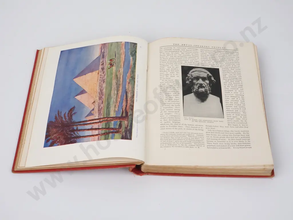 H. G. Wells, The Outline of History, 2 Vols, George Newnes Ltd. Image 1++