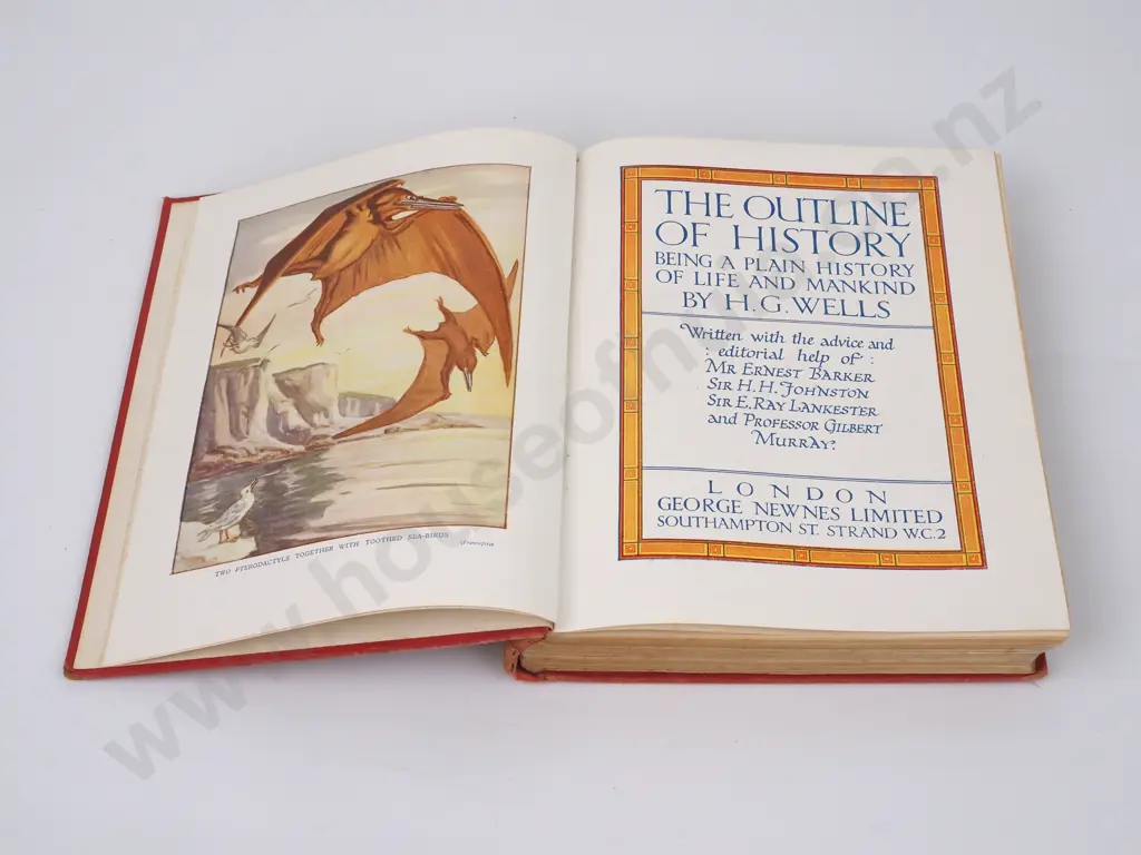 H. G. Wells, The Outline of History, 2 Vols, George Newnes Ltd. Image 1++