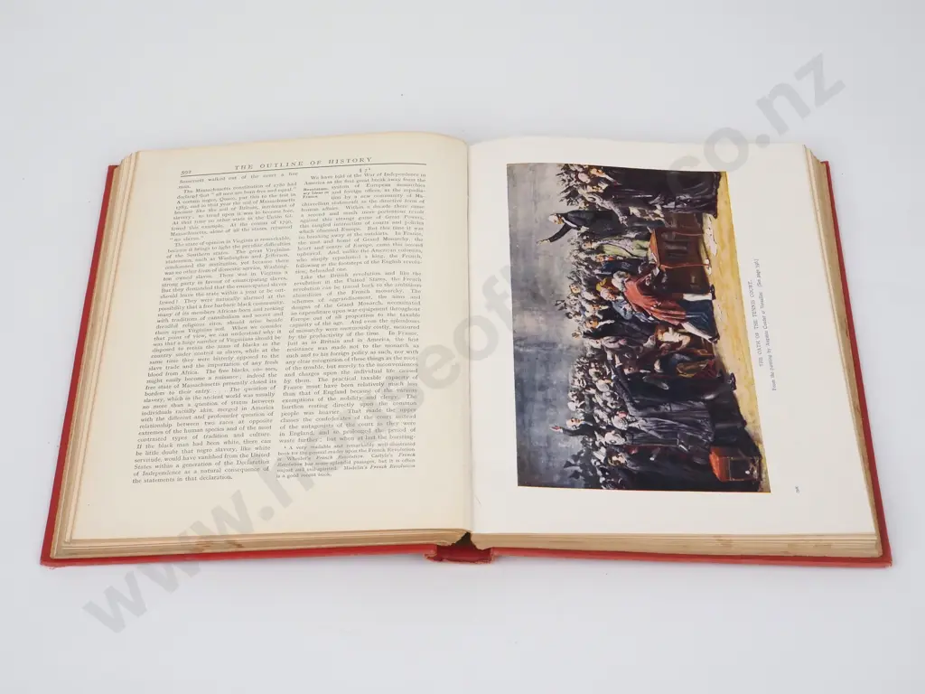 H. G. Wells, The Outline of History, 2 Vols, George Newnes Ltd. Image 1++