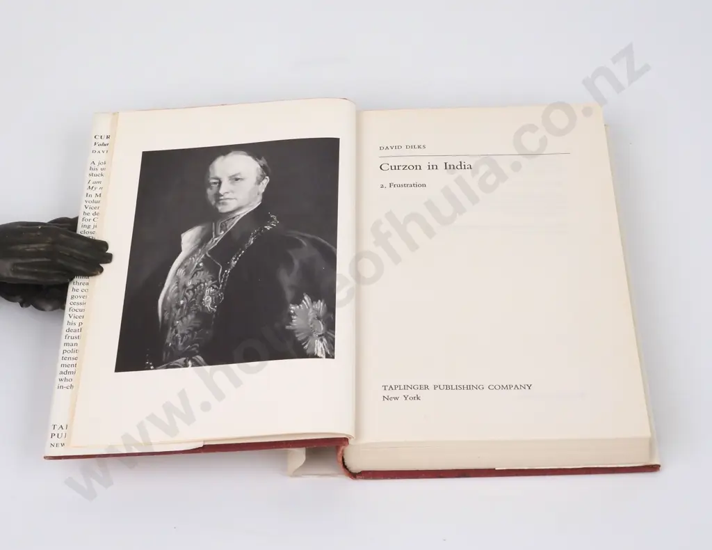 Curzon in India, 2 Vols, Dilks 1979 Image 1++