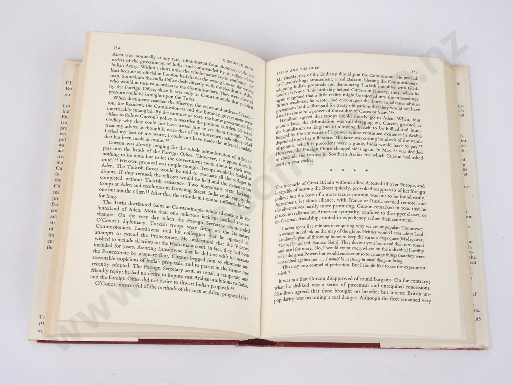 Curzon in India, 2 Vols, Dilks 1979 Image 1++