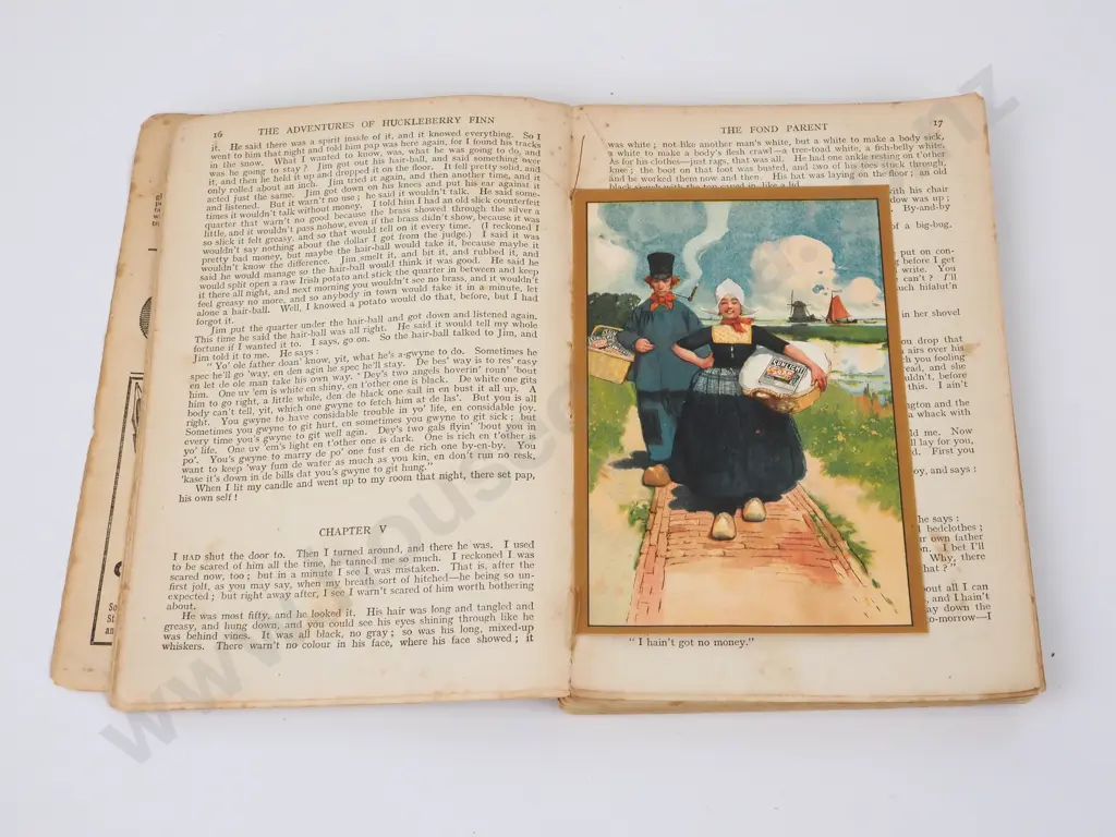 Twain, Mark; Huckleberry Finn Image 1++
