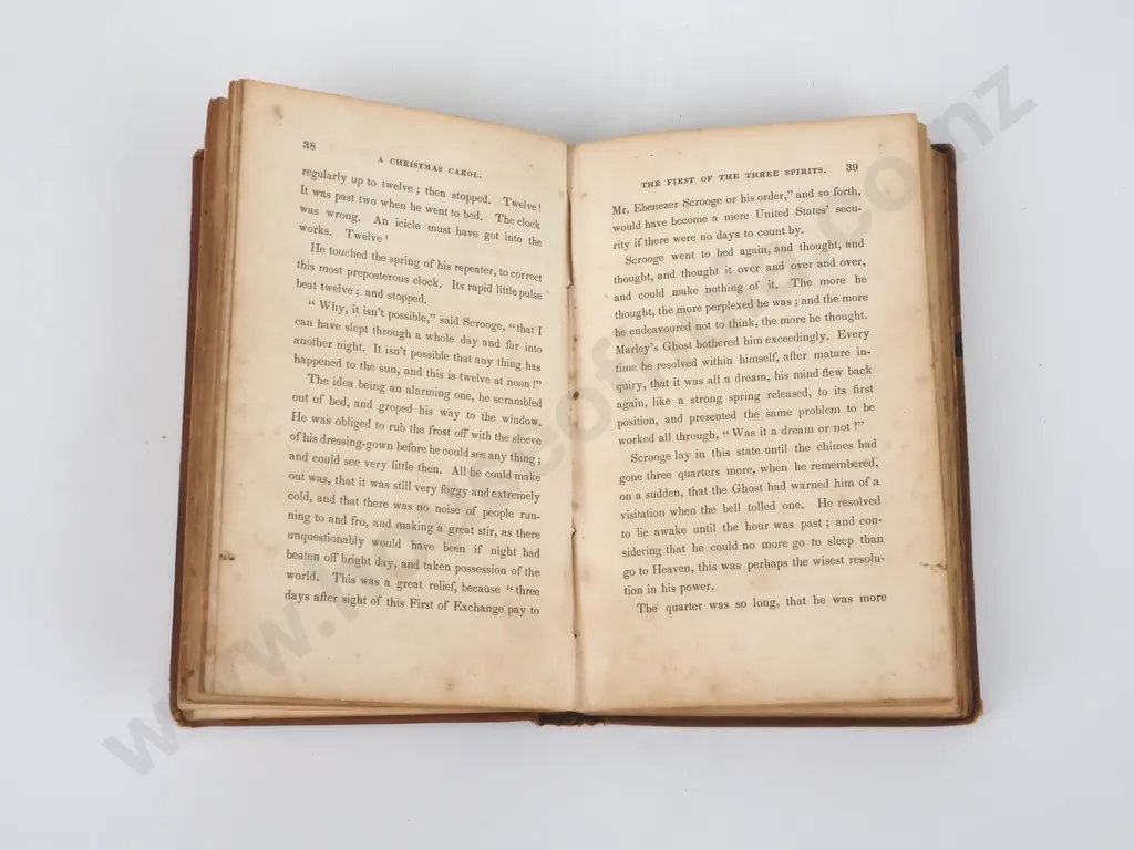 Dickens, Charles; A Christmas Carol Image 1++