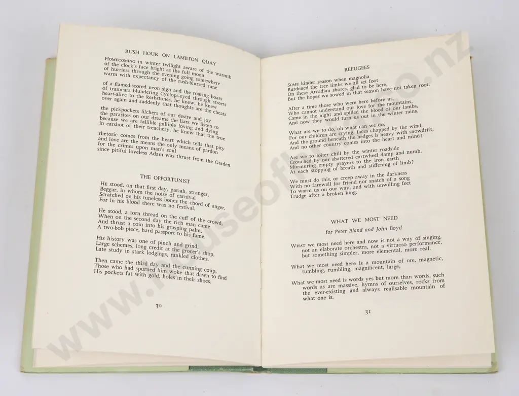 New Zealand Poetry Yearbook Volume 1957-8 Edited By Louis Johnson .Volume Seven 1957-8. The Pegasus Press Christchurch Image 1++