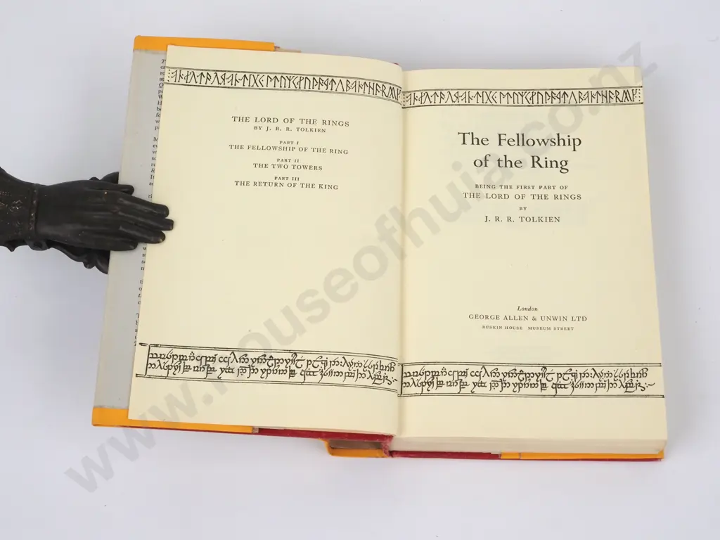 Tolkien, J.R.R.; The Lord of the Rings Trilogy Image 1++