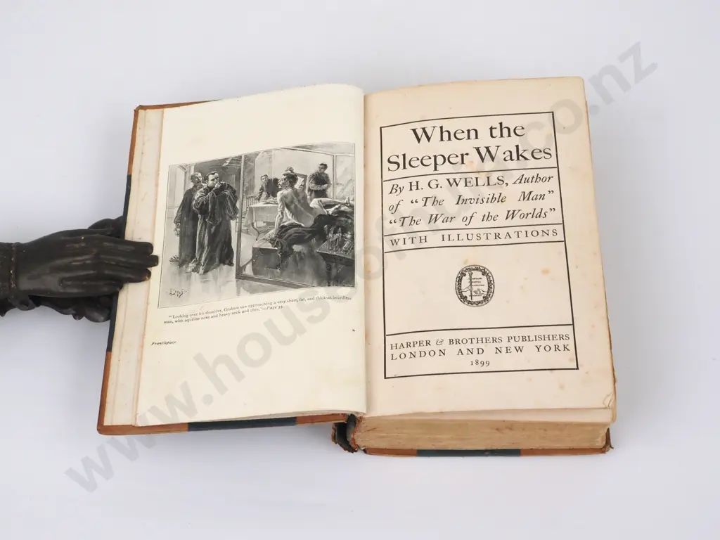 Wells, H.G.; When the Sleeper Wakes Image 1++