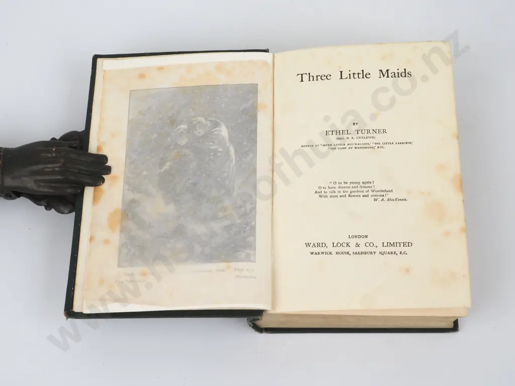 Turner, Ethel; Three Little Maids Image 1++