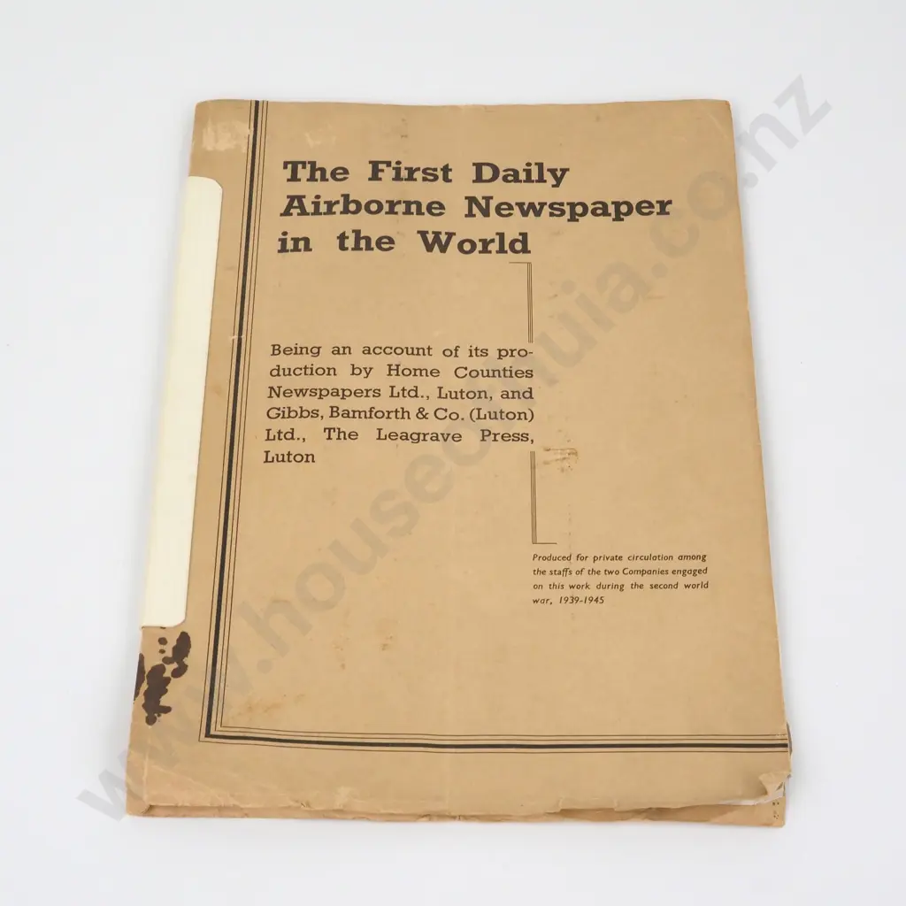 The First Dailey Airborne Newspaper in the World, Image 1++