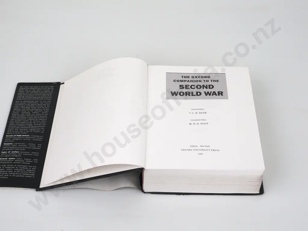 Dear, I.C.B. (Ed); The Oxford Companion to the Second World War Image 1++