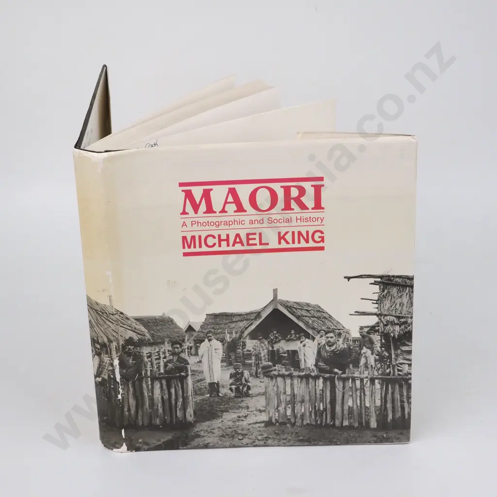 King, Michael; Maori Image 1++