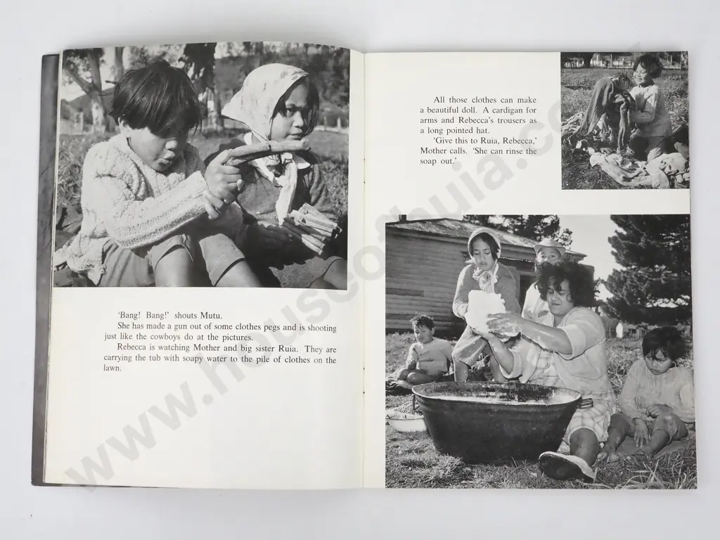 Westra, Ans; Washday at the Pa Image 1++