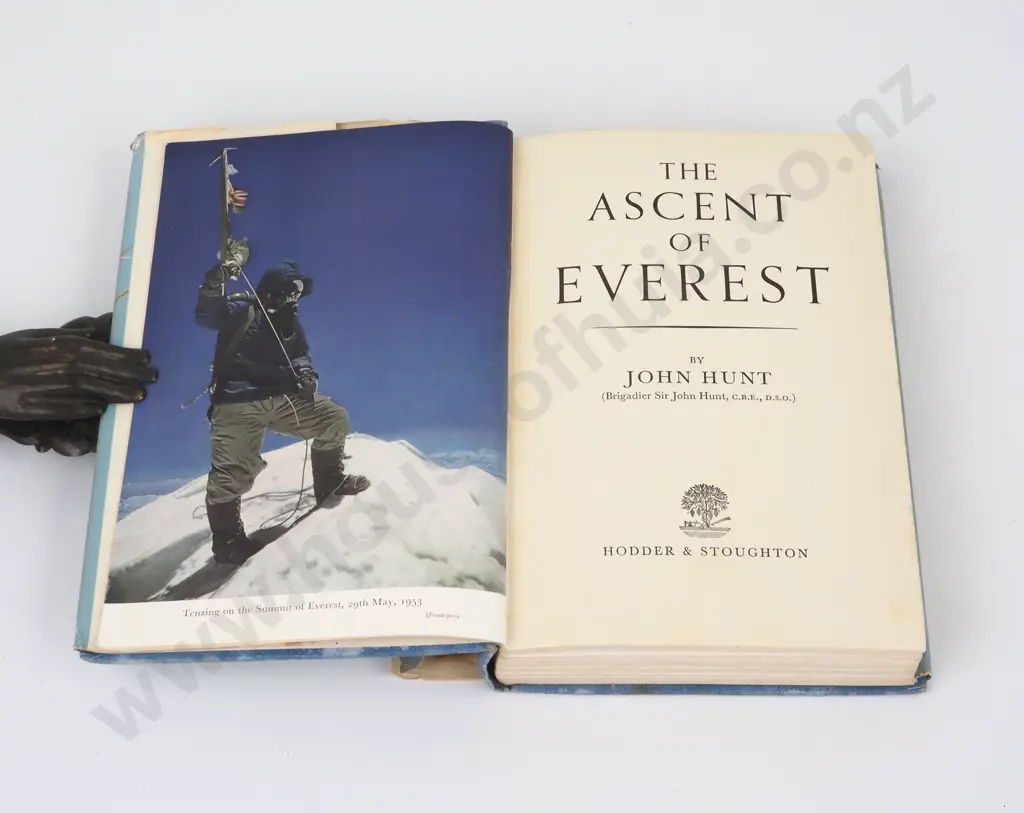 Hunt, John - The Ascent of Everest, Hodder & Stoughton, 1954, Fourth Impression. Image 1++