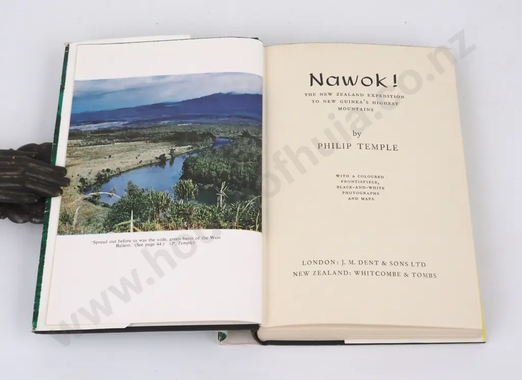 Temple, Philip - Nawok!, J.M. Dent & Sons Ltd, 1962, First Edition. Image 1++
