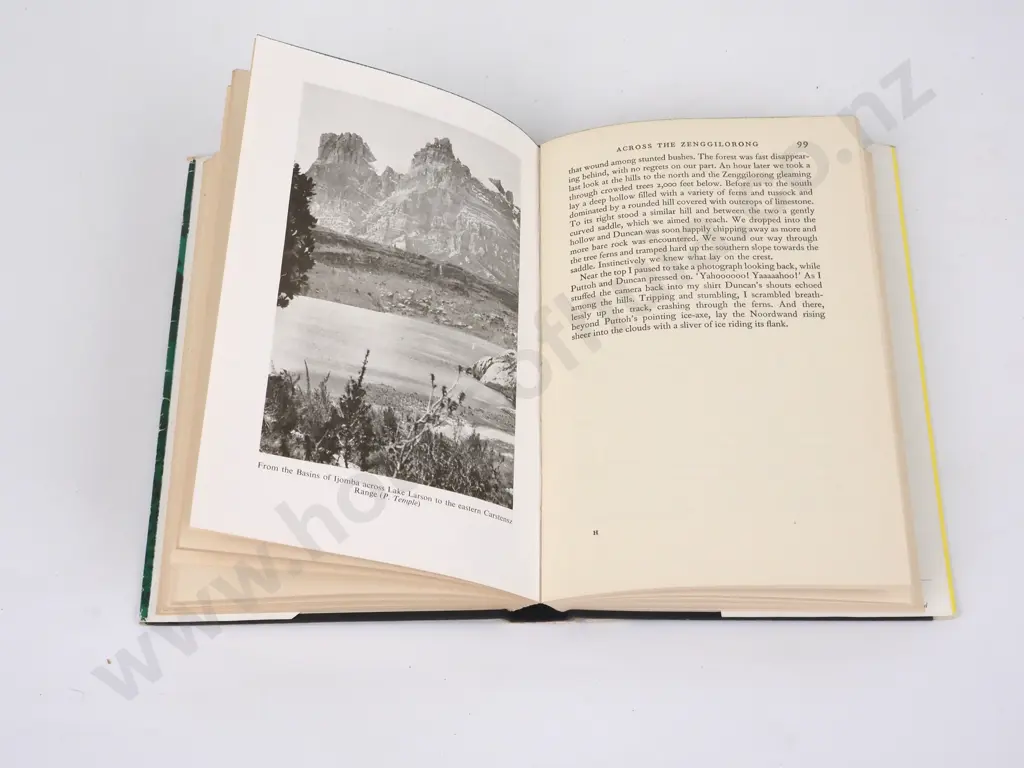 Temple, Philip - Nawok!, J.M. Dent & Sons Ltd, 1962, First Edition. Image 1++