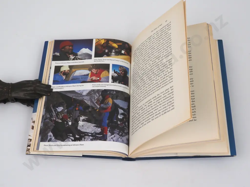 Hillary, Peter - Rimo, Hodder & Stoughton,1988, First Edition. Image 1++