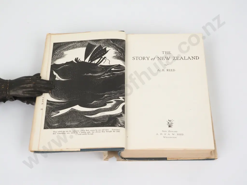 Reed, A.H.; The Story of New Zealand Image 1++